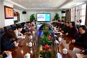 东阳木雕领军人物助力学校专业发展 ——我校聘任四位木雕大师为专职教授