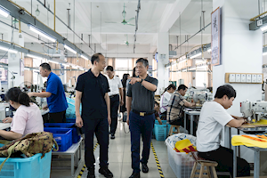 深化校企合作，携手共促“跨境电商+箱包产业带”转型升级