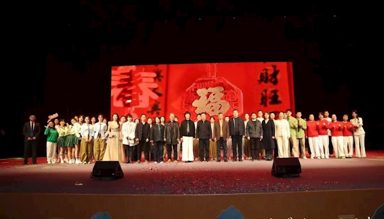 元气满格 元夕启新！